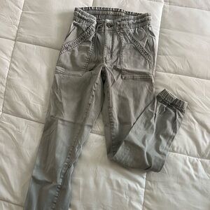 American Eagle Outfitters Elastic Cargo Pants